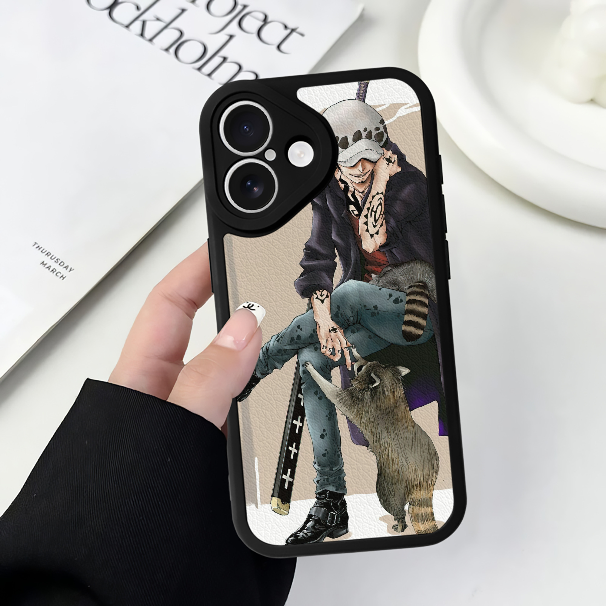 （画像用） ワンピース ONE PIECE 【iPhone 16シリーズ対応】シリコンスマホケース（レザー調） 材質：シリコン